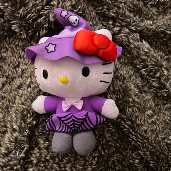 Halloween Witch Hello Kitty 6” - Picture 1 of 1